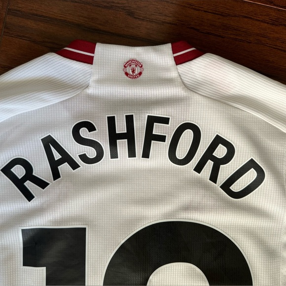 NWOT Marcus Rashford Adidas Manchester United Replica Jersey, size 11-12 Medium - Picture 11 of 13